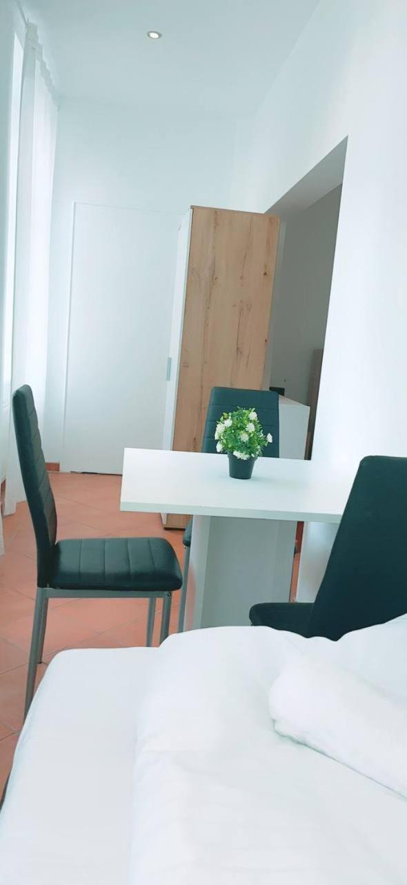 Deluxe Rooms In Keplerplatz Vienna Exterior photo