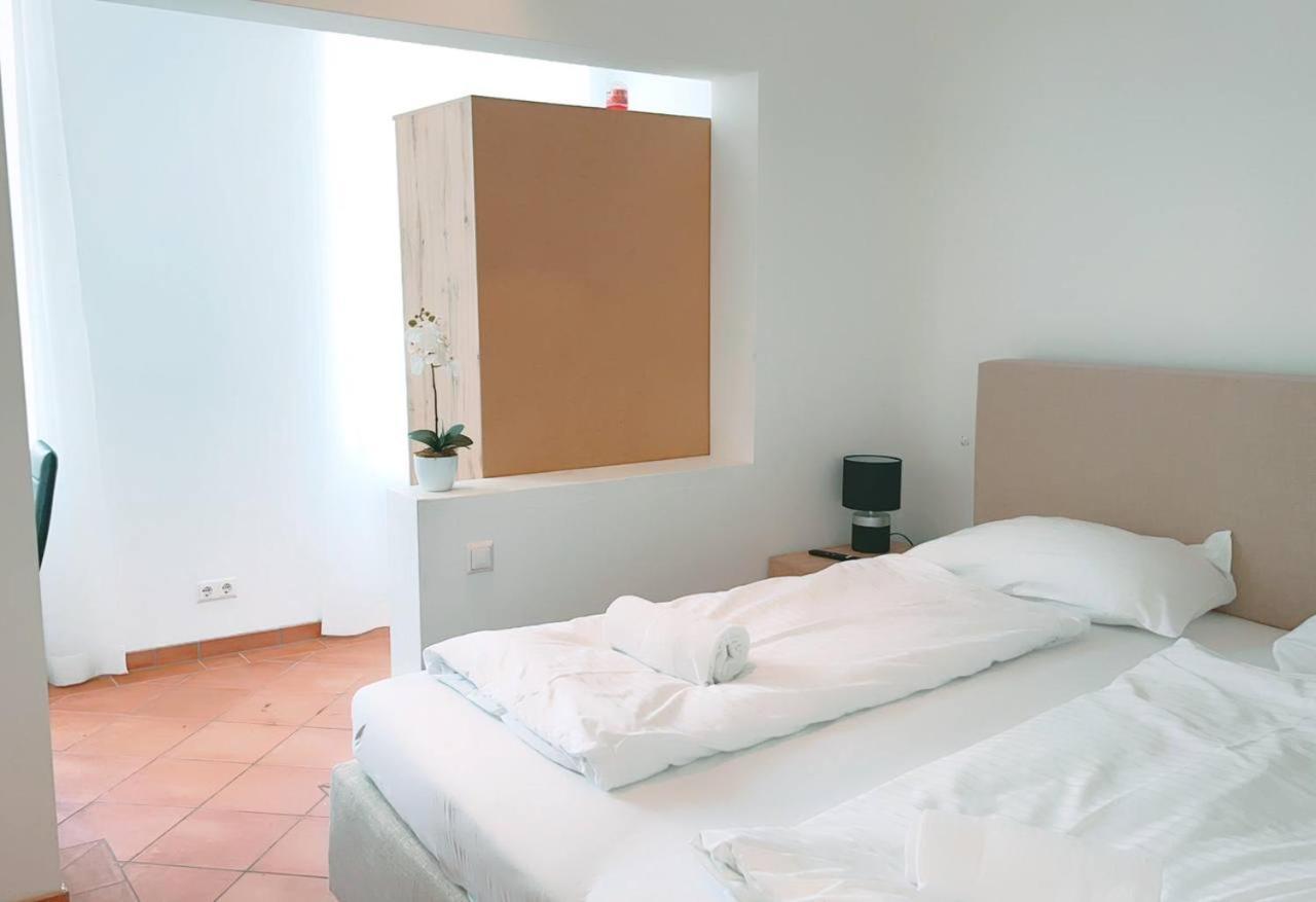 Deluxe Rooms In Keplerplatz Vienna Exterior photo
