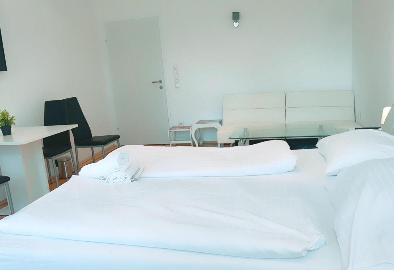 Deluxe Rooms In Keplerplatz Vienna Exterior photo